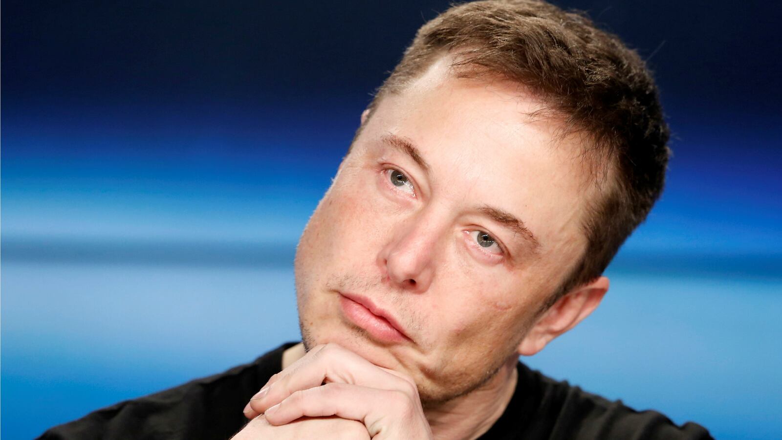 180523-elon-musk-media-war-cheat_f1skqs