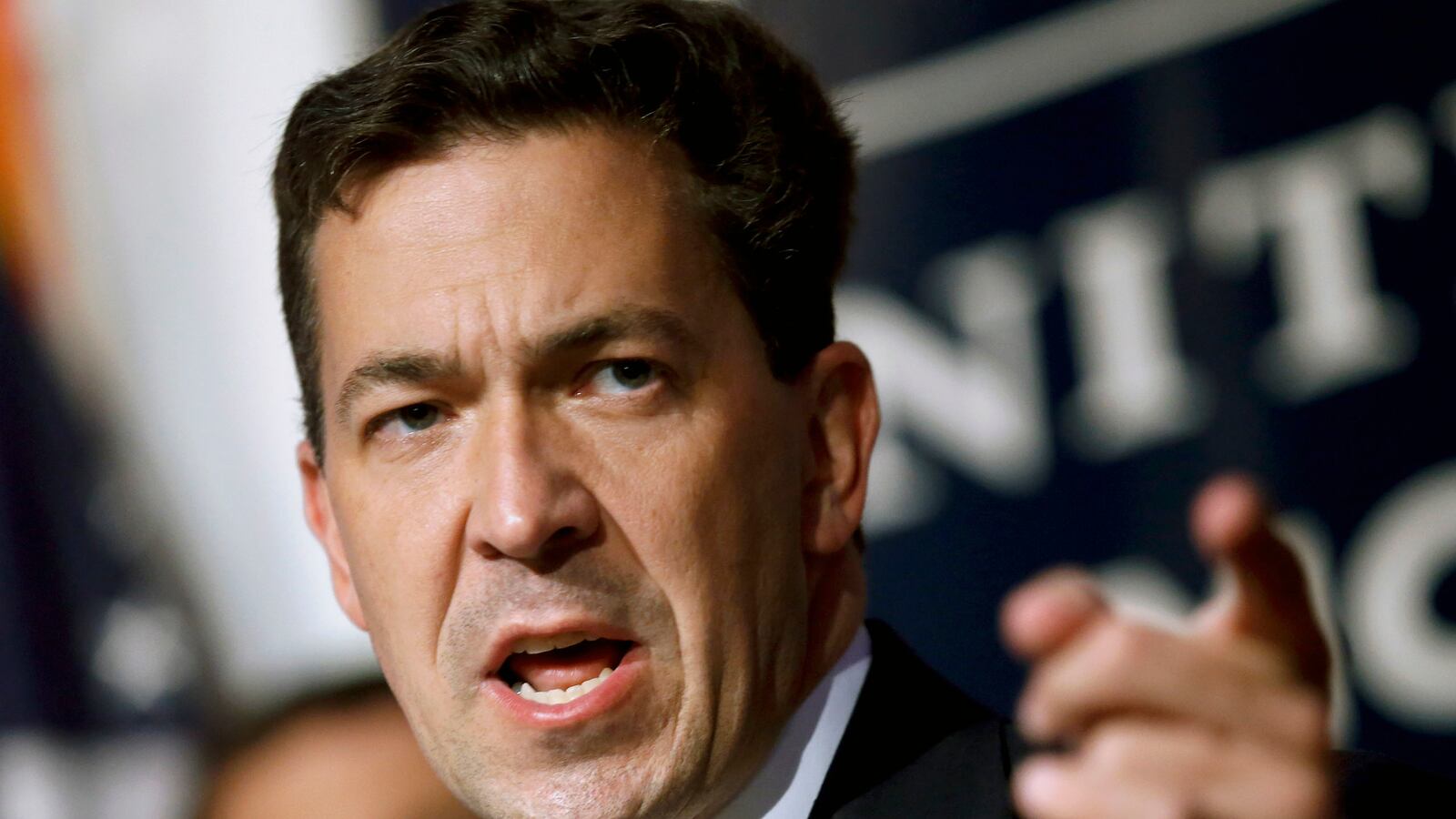 articles/2014/06/25/thad-cochran-escapes-bitter-tea-party-in-mississippi/140625-tea-party-jacobs-tease-new_j1ei4s