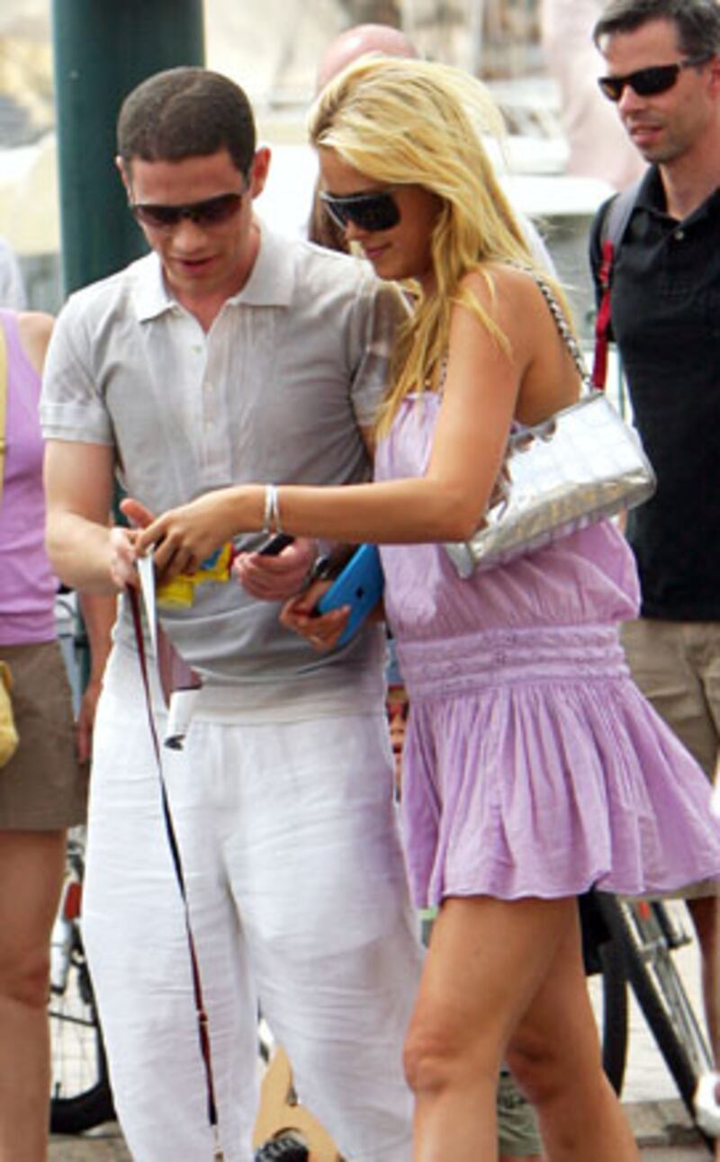 galleries/2010/06/26/the-world-s-hunkiest-princes/beastly-hot-princes---badr_cd5wif