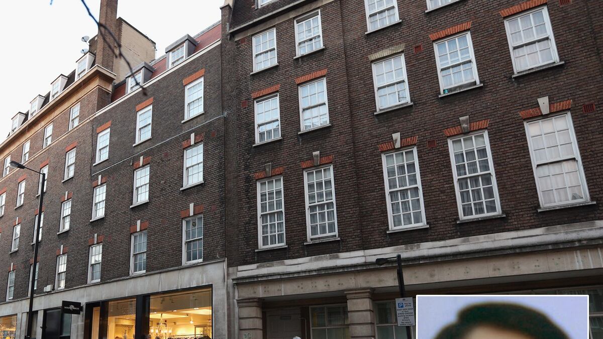 articles/2012/12/10/british-mp-why-has-no-one-from-hospital-visited-jacintha-s-family/nurse-suicide-hospital-dj-box_errgfj