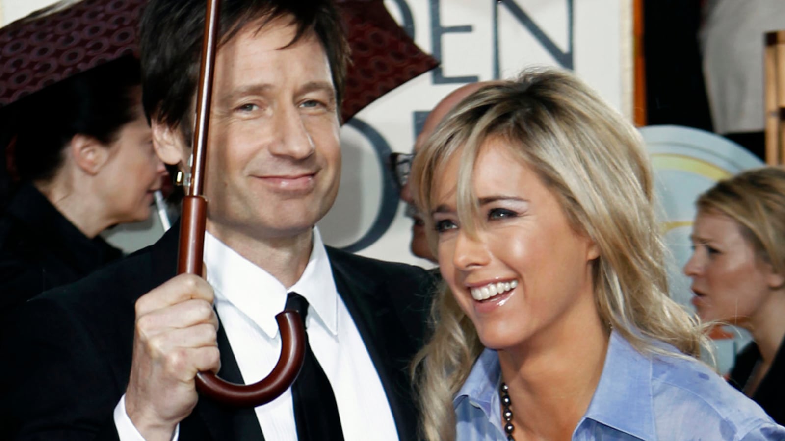 cheats/2011/06/28/report-david-duchovny-tea-leoni-separate/davidduchovny-tealeoni-split_xunhxn