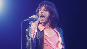 (MANDATORY CREDIT Watal Asanuma/Shinko Music/Getty Images) Mick Jagger of The Rolling Stones performs on stage at Earls Court, London, UK on 25th May 1976. (Photo by Watal Asanuma/Shinko Music/Getty Images)