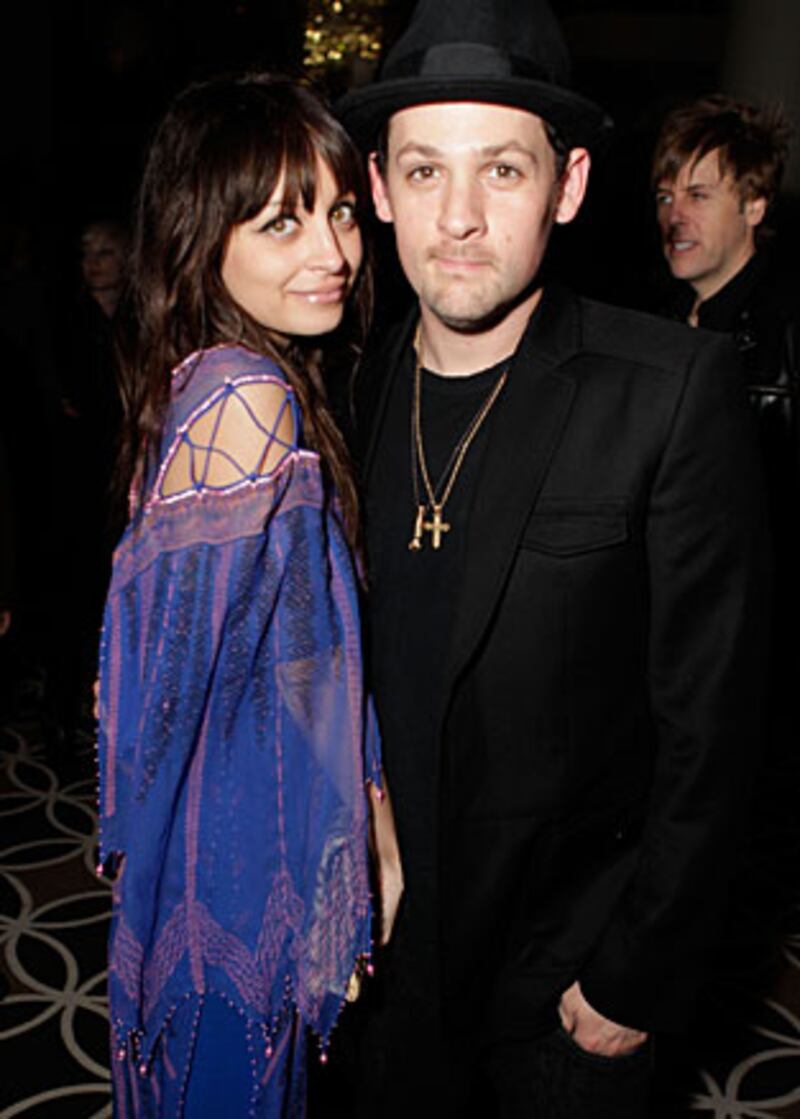 galleries/2010/01/31/grammy-red-carpet/grammy-parties-7_aptyua
