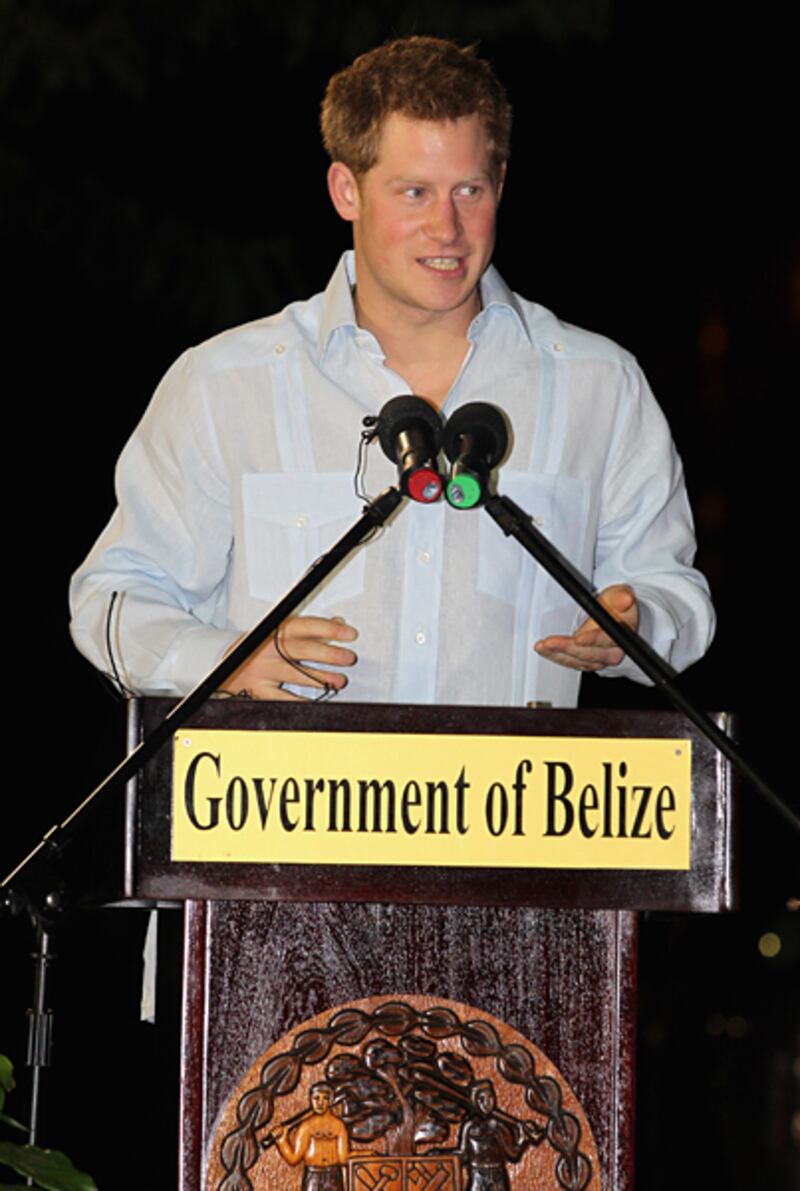 galleries/2012/03/08/prince-harry-s-guide-to-vacationing-in-the-tropics-photos/harry-tropics-slide-10_pfxxhk