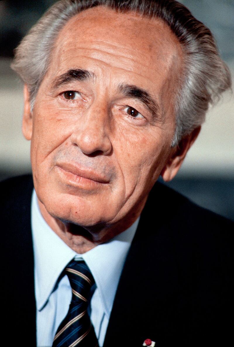 galleries/2016/12/31/the-iconic-celebrities-we-lost-in-2016-carrie-fisher-david-bowie-prince-muhammad-ali-and-more/161205-celeb-death-31-embed-Shimon-Peres_ulnlca