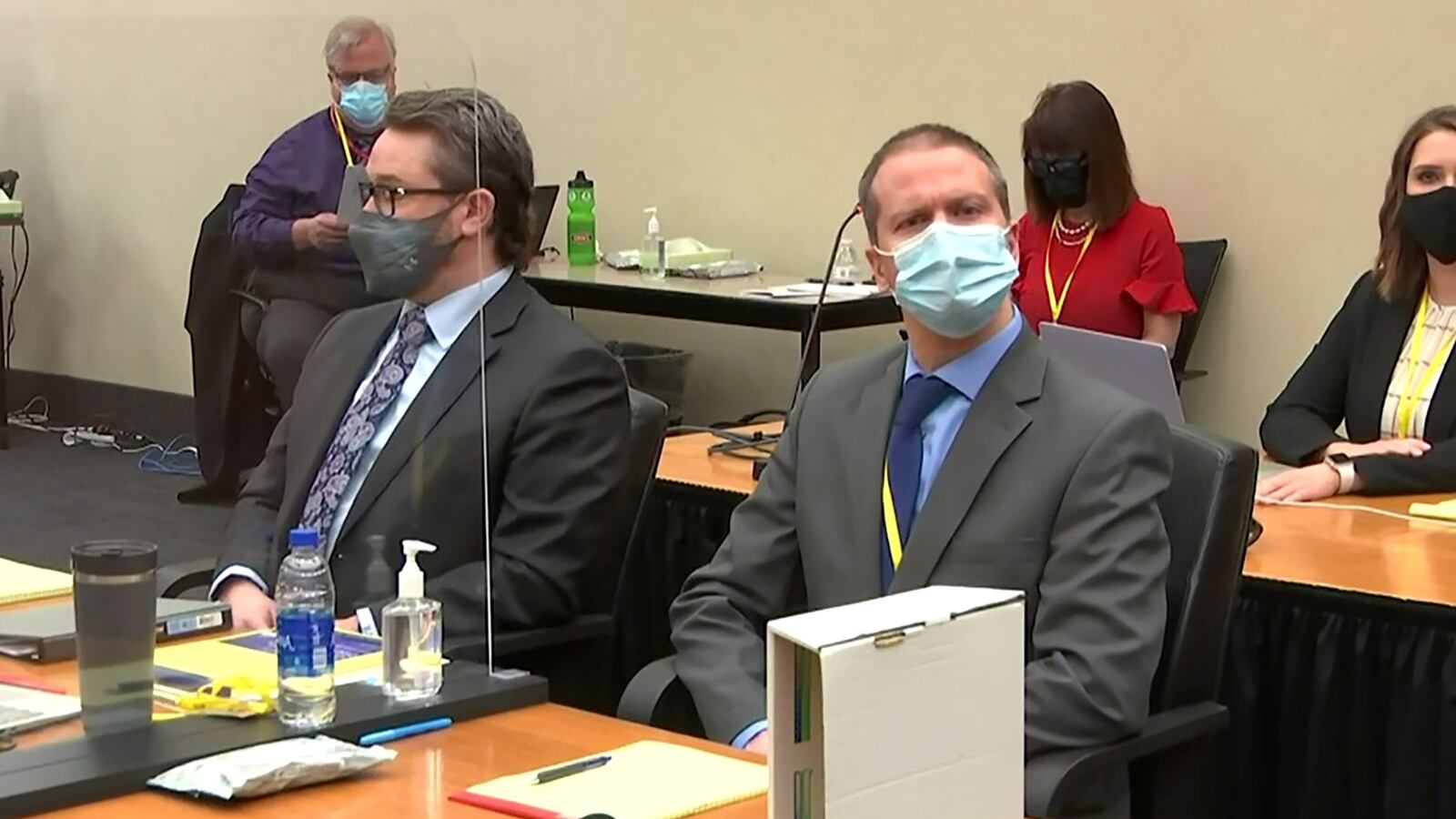 2021-03-29T153441Z_390706922_RC23LM99H89A_RTRMADP_3_USA-RACE-GEORGEFLOYD_takrr4