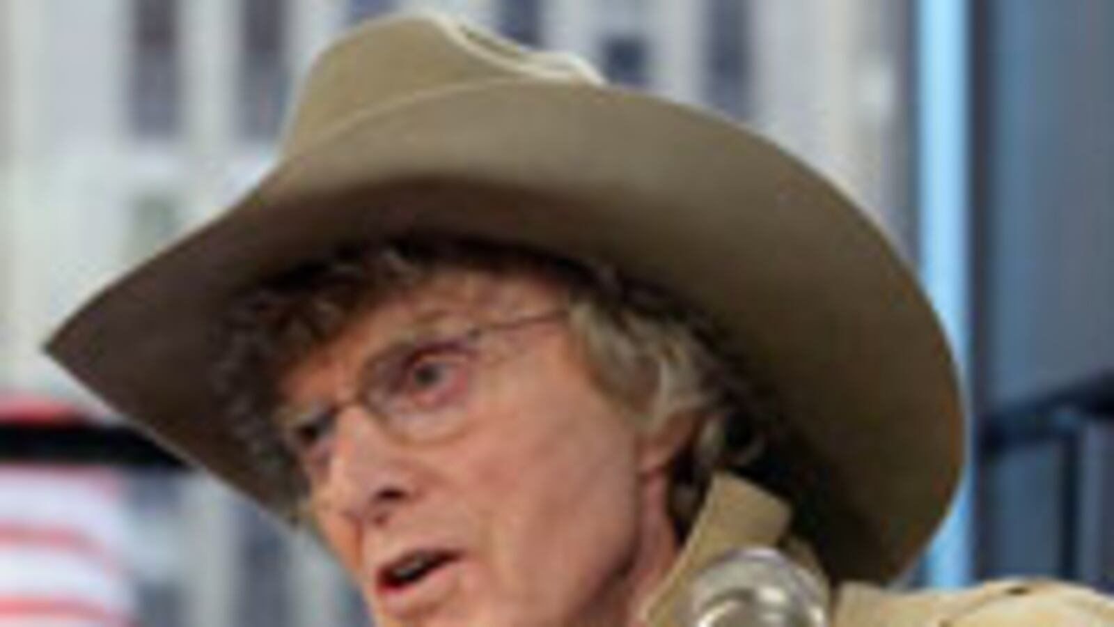 articles/2009/10/07/don-imus-second-act/grove-imus-returns_54115_bv7wzv