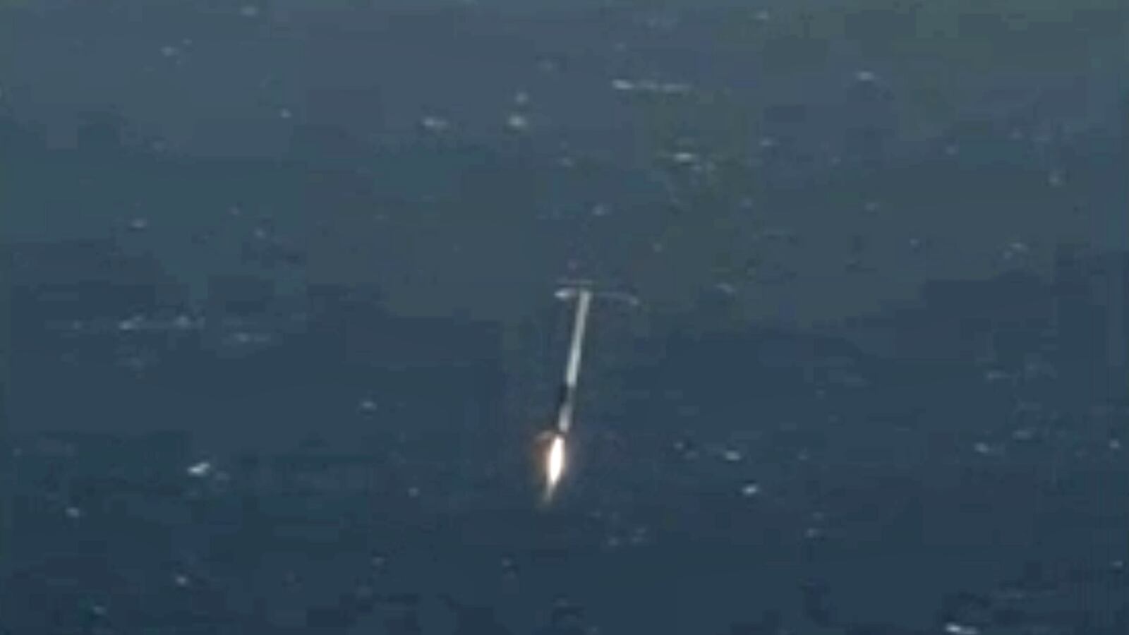 cheats/2016/04/08/spacex-lands-first-successful-rocket/160408-spacex-cheat_ivdyeb