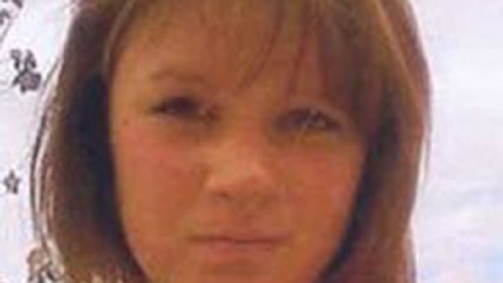 cheats/2012/01/08/body-on-queen-s-estate-is-missing-girl/queen-estate-dead-body-identified-cs_qn3kxf