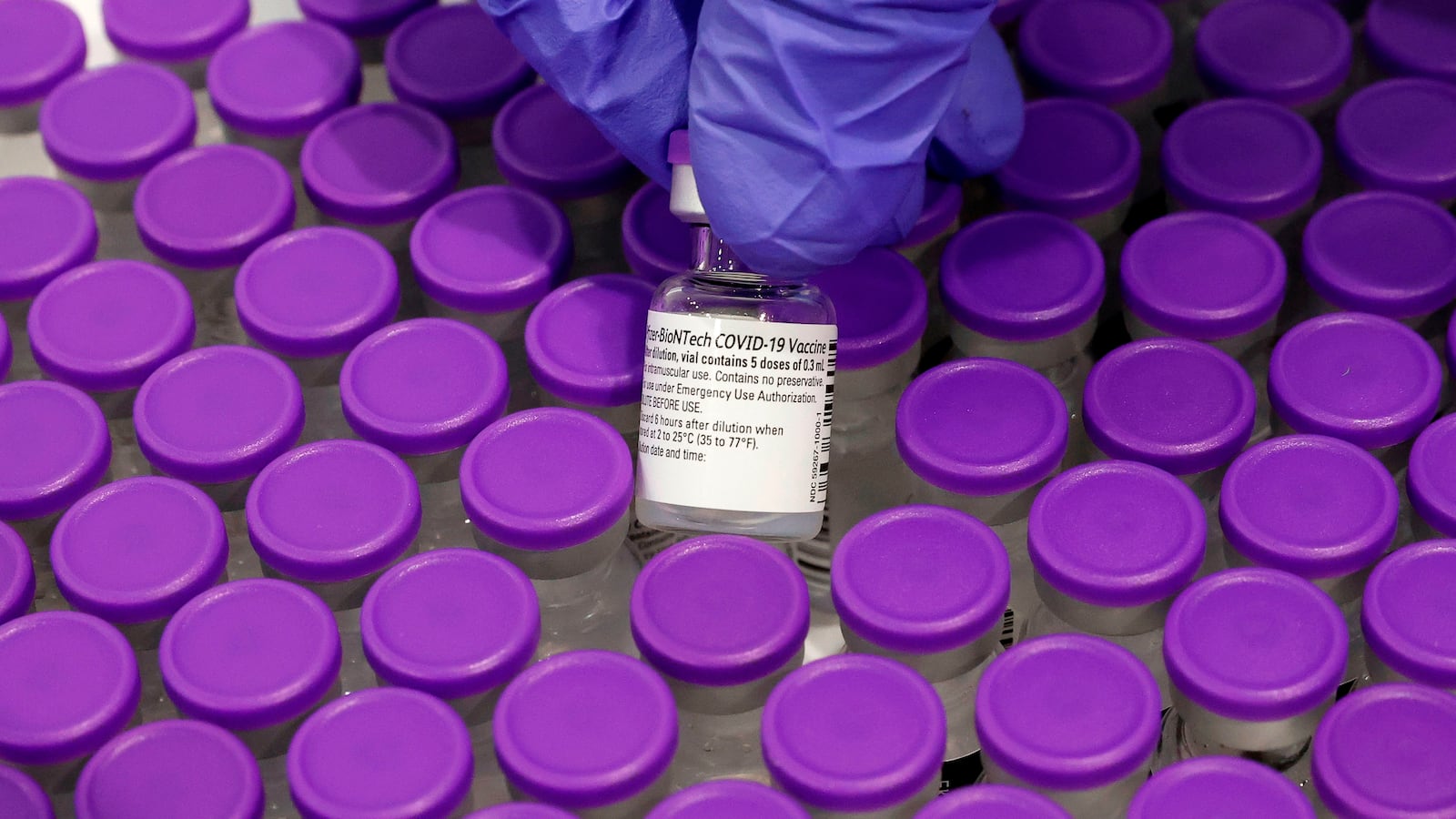 GettyImages-1230369314_b9al5b