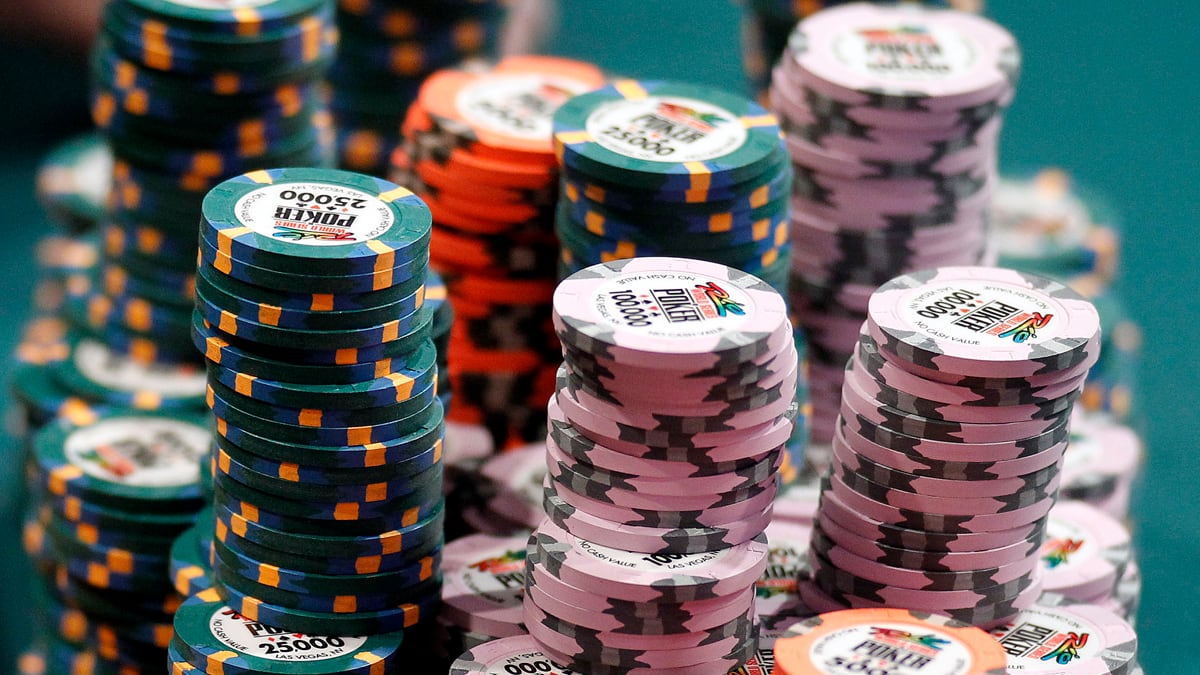 cheats/2011/09/22/full-tilt-poker-fires-back-at-u-s/full-tilt-poker-ponzo-scheme-cheat_izqu3g