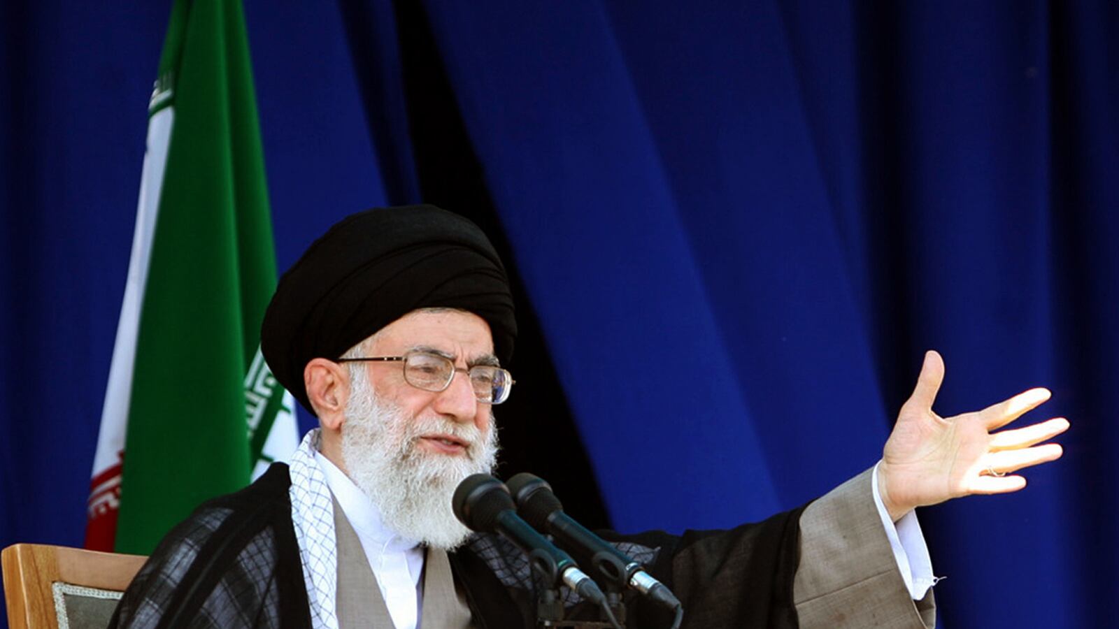 cheats/2014/11/06/obama-secretly-wrote-to-supreme-leader/141106-obama-secret-cheat_fds2pr