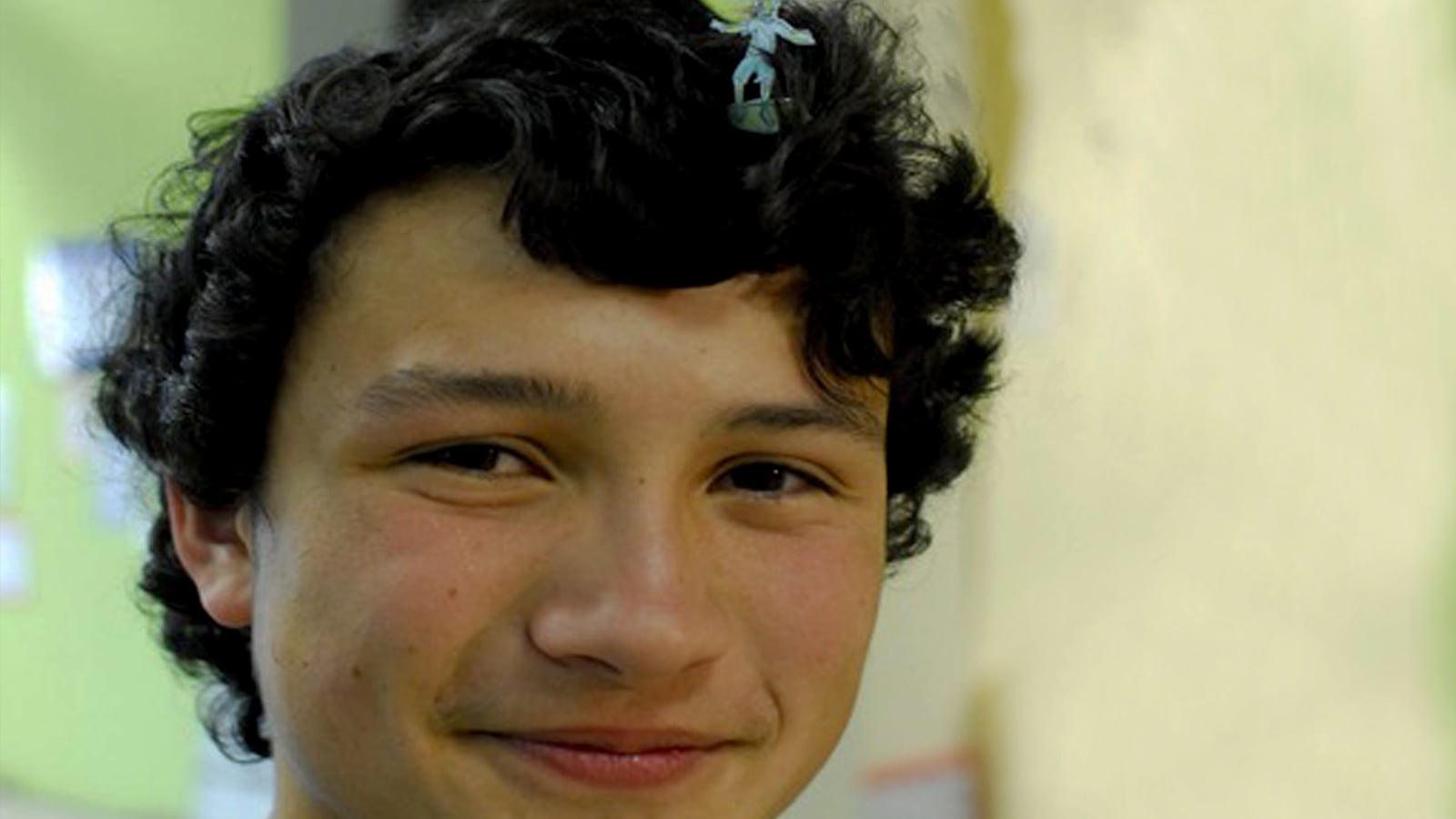 articles/2017/02/17/dreamer-says-ice-threatened-to-deport-him/170217-Betancout-Dreamer-detained-tease_fyayxi