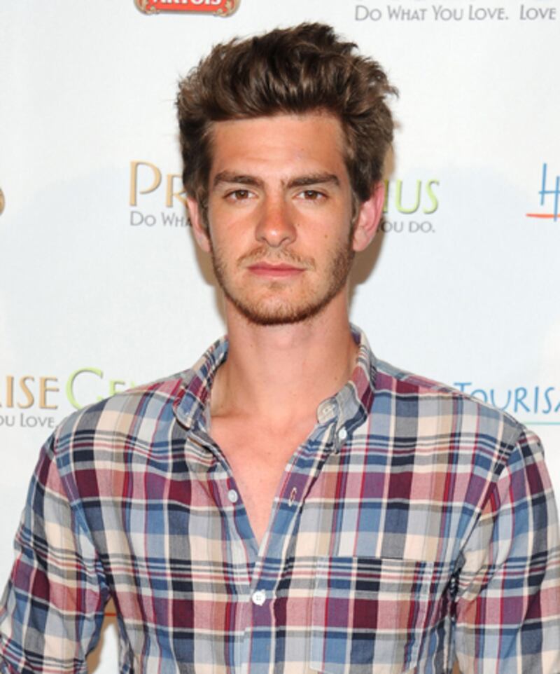 galleries/2010/11/16/sexiest-man-on-the-inside/sexiest-man-inside-gal-garfield_ip1ye2