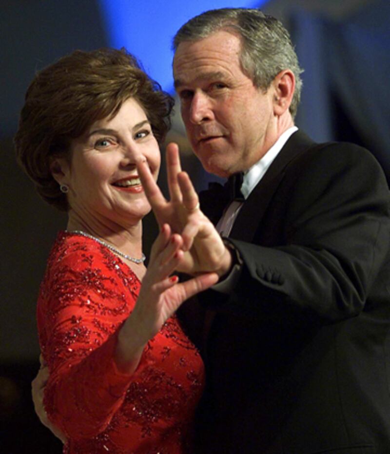 galleries/2009/01/19/they-had-a-ball/inaugural-ball-1_k6pfdf