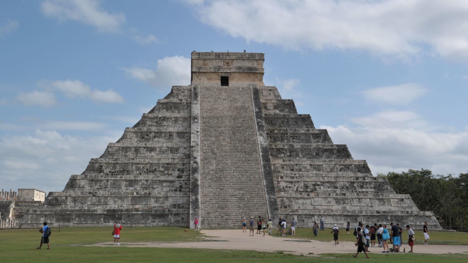 cheats/2012/02/24/mild-drought-might-have-killed-mayans/mild-drought-might-have-killed-mayans-cheat_vw51pr