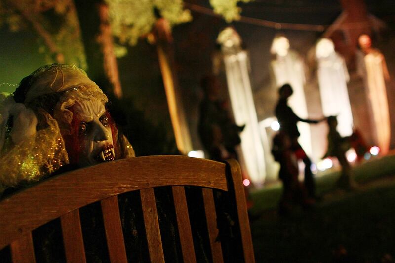 articles/2012/10/31/los-angeles-washington-more-trick-or-treat-capitals/trick-or-treat-capitals-tease_ugq9s2