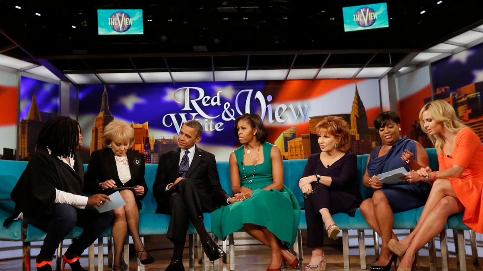 articles/2012/09/25/president-obama-s-whistlestop-on-the-view/obama-the-view-grove_gzjgfa