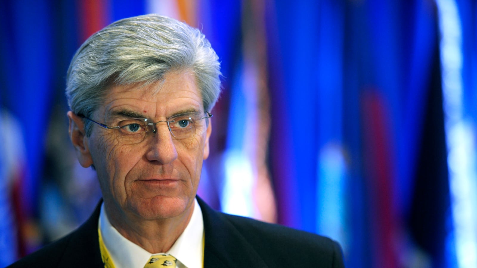 cheats/2012/03/08/mississippi-governor-endorses-mitt/phil-bryant-cs_tvpghy