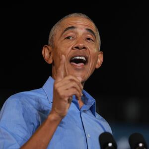 Tracee Ellis Ross goes to the Obamas for dating advice.