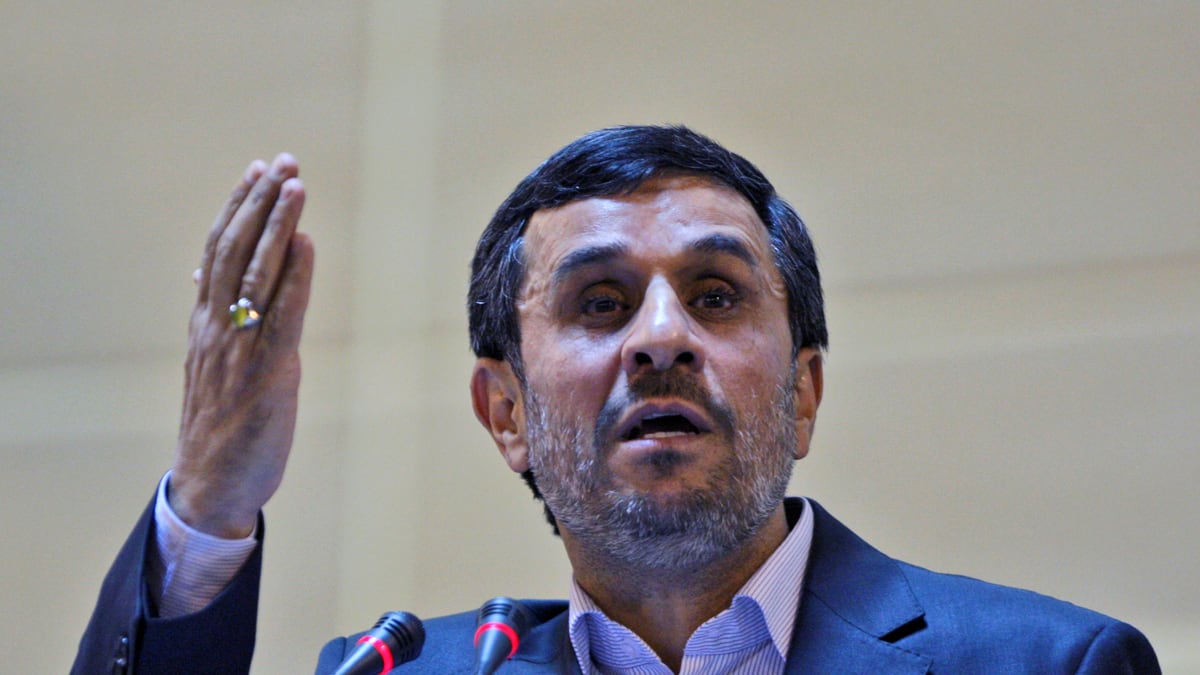 articles/2011/10/19/mahmoud-ahmadinejad-under-fire-for-alleged-connections-with-iran-banking-scandal/ahmadinejad-banking-scandal-memarian_khnh2x