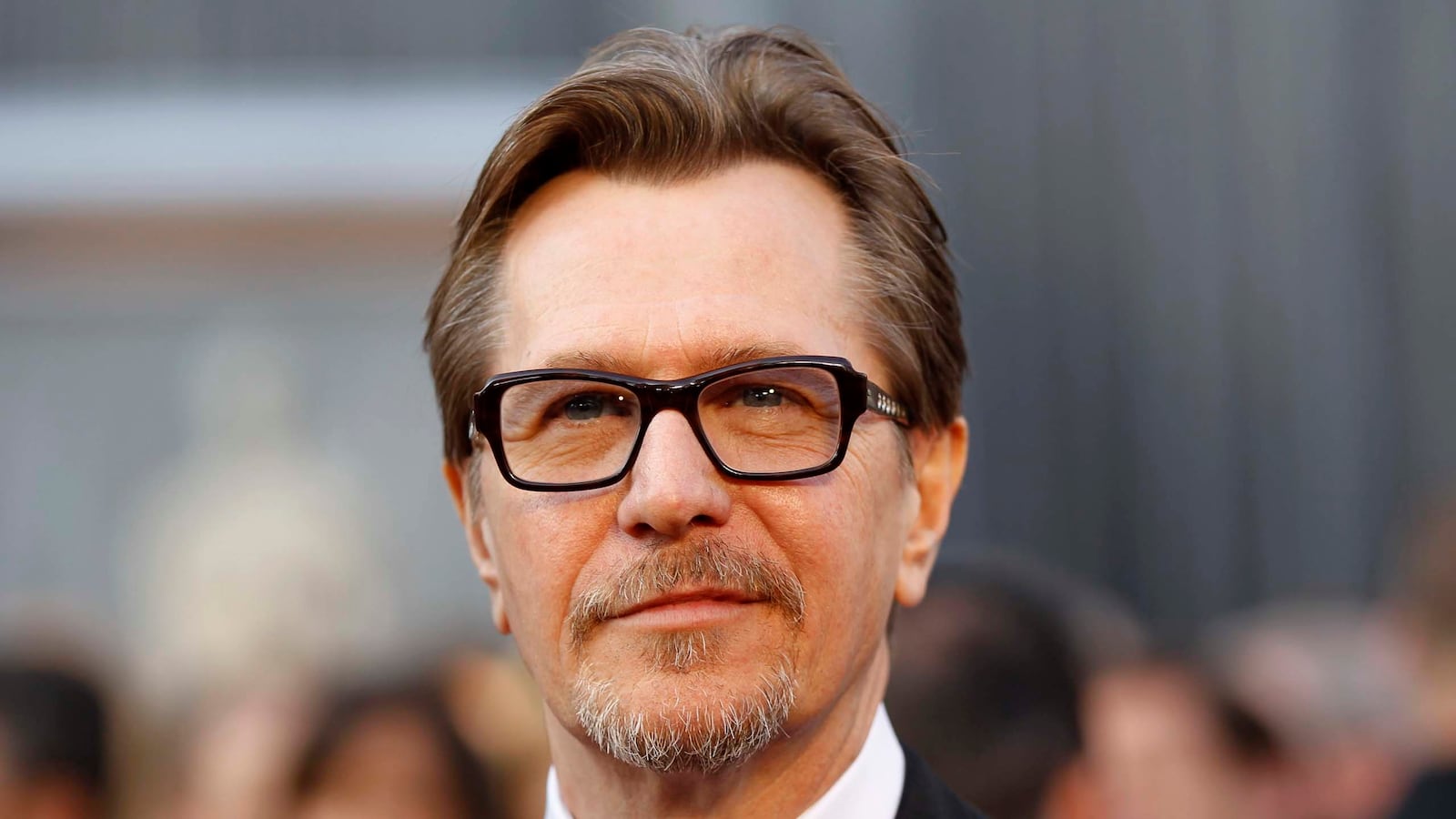 cheats/2014/06/25/gary-oldman-defends-mel-gibson/140625-gary-oldman-cheat_fgzxst