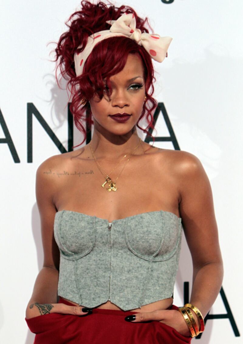 galleries/2010/11/06/celebrity-nude-photo-scandals/celeb-photo-leaks---rihanna_ruh6np