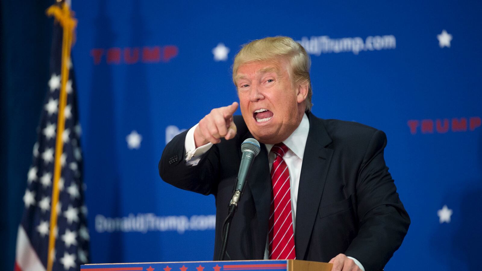 cheats/2015/10/04/trump-better-off-with-saddam-in-power/151004-donald-trump-mideast-comments-cheat_ampgqz