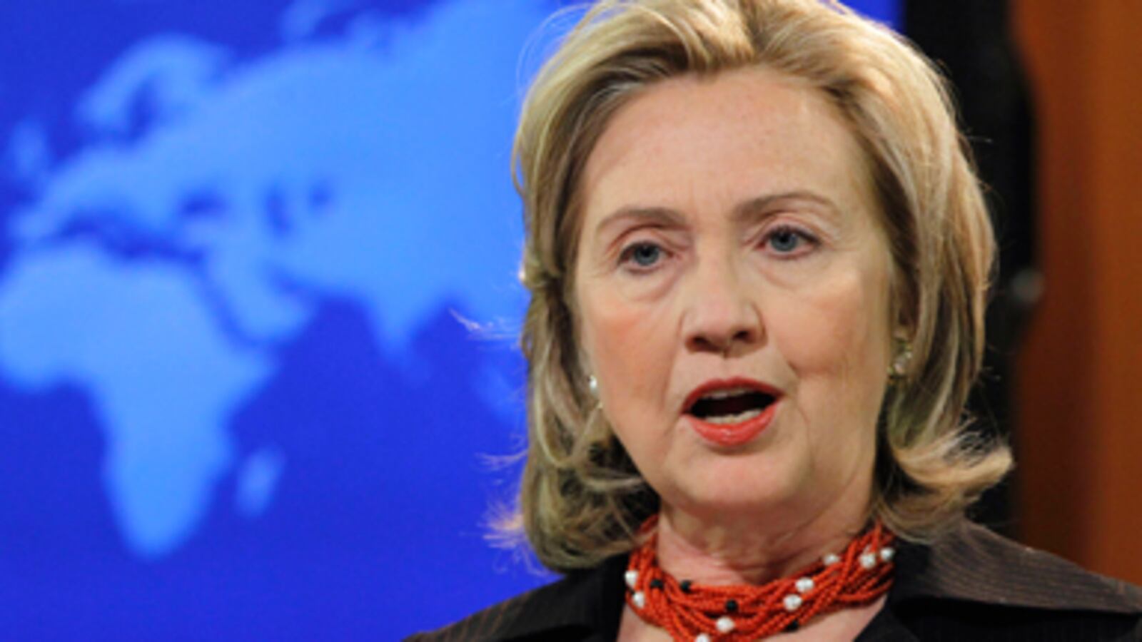 cheats/2011/06/13/clinton-to-africa-ditch-gaddafi/beehner-cluster-bombs_173929_nkjkq5