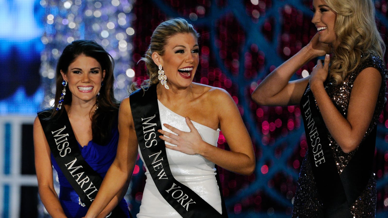 cheats/2013/01/13/miss-new-york-wins-miss-america/130110-miss-america-mallory-hagan-cheat_goshca