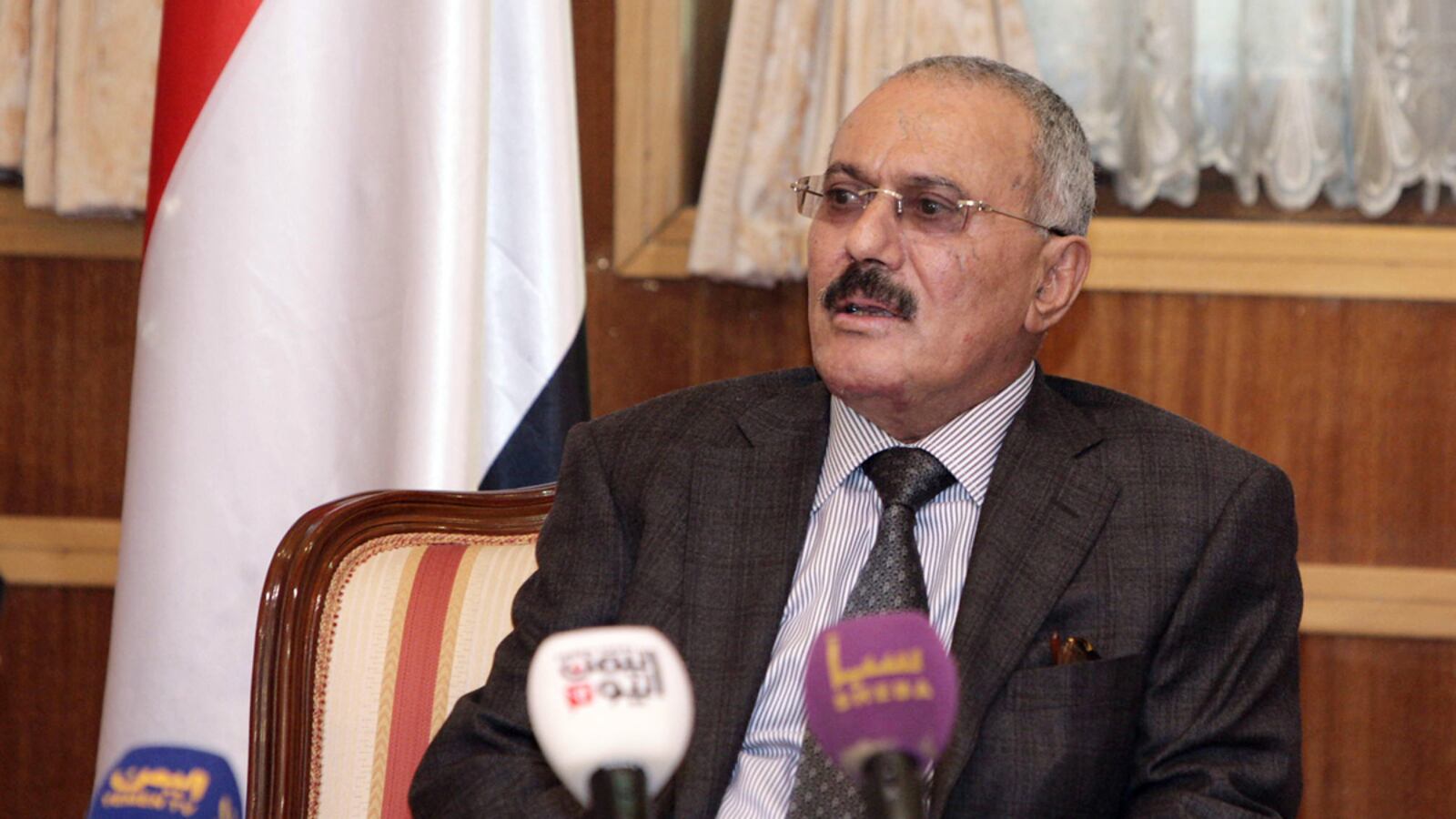 cheats/2012/01/22/yemen-s-saleh-leaves-country/ali-abdullah-saleh-yemen-out-cs_upxms3