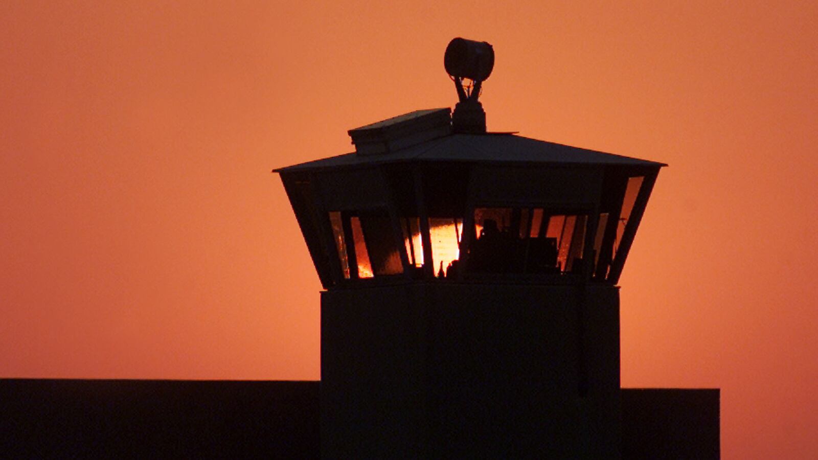 cheats/2014/03/26/judge-kills-okla-execution-law/140326-oklahoma-executions-tease_nz9iim