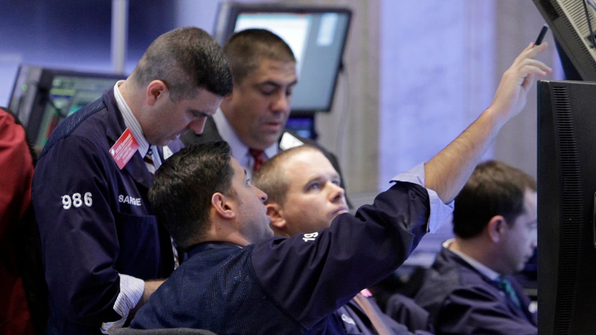 cheats/2011/11/11/markets-soar-on-italy-vote/markets-rally-greece-italy-cheat_xatryj