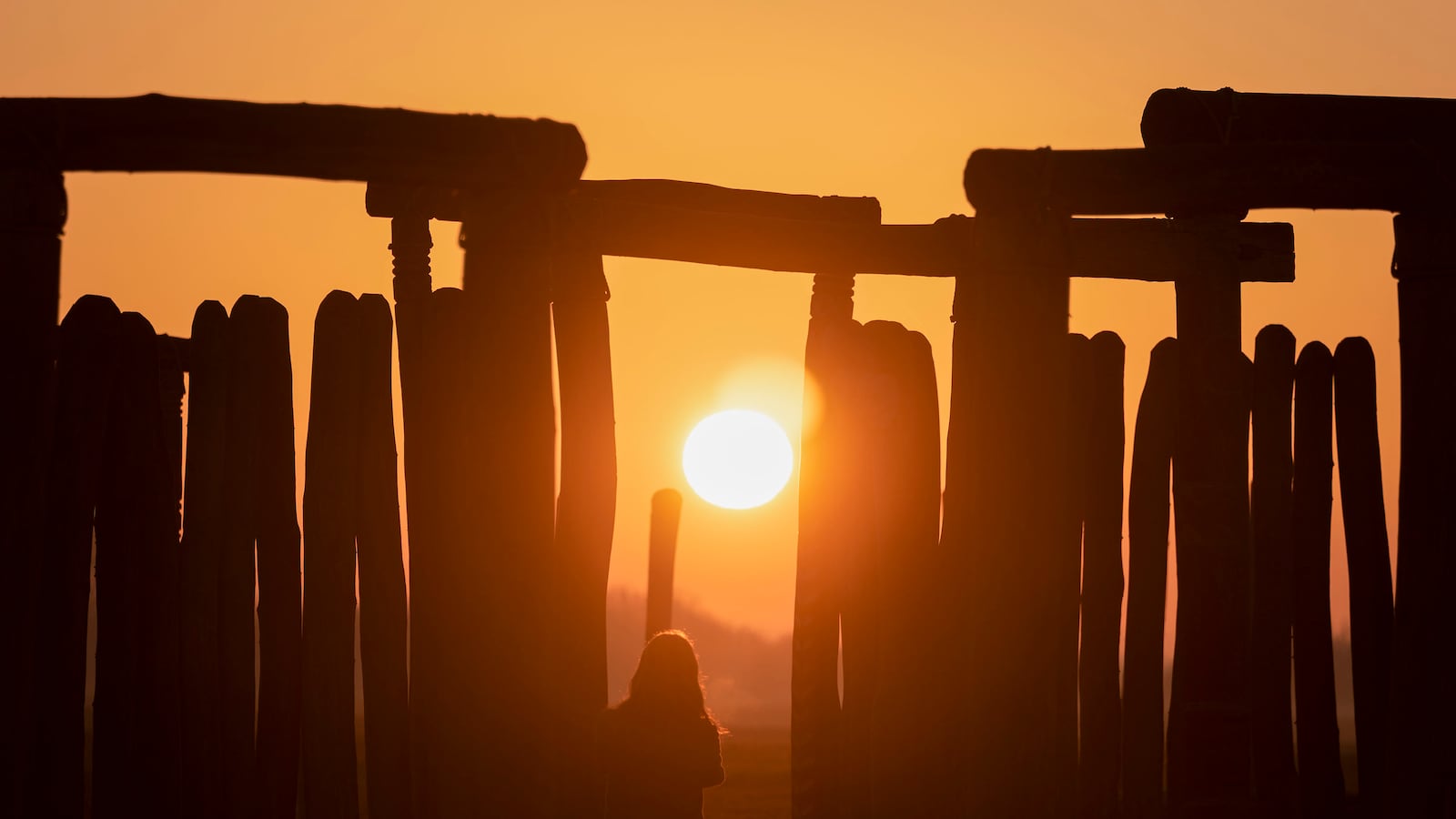 210618-germany-stonehenge-tease_bquhwv