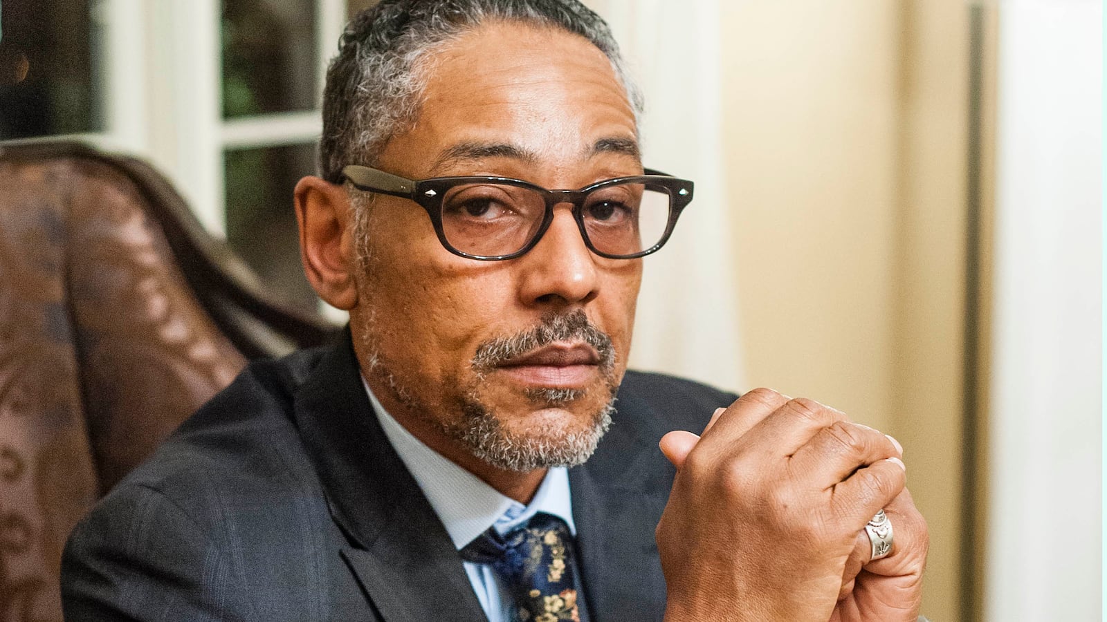 170914-wilstein-Giancarlo-Esposito-tease_q4uxli