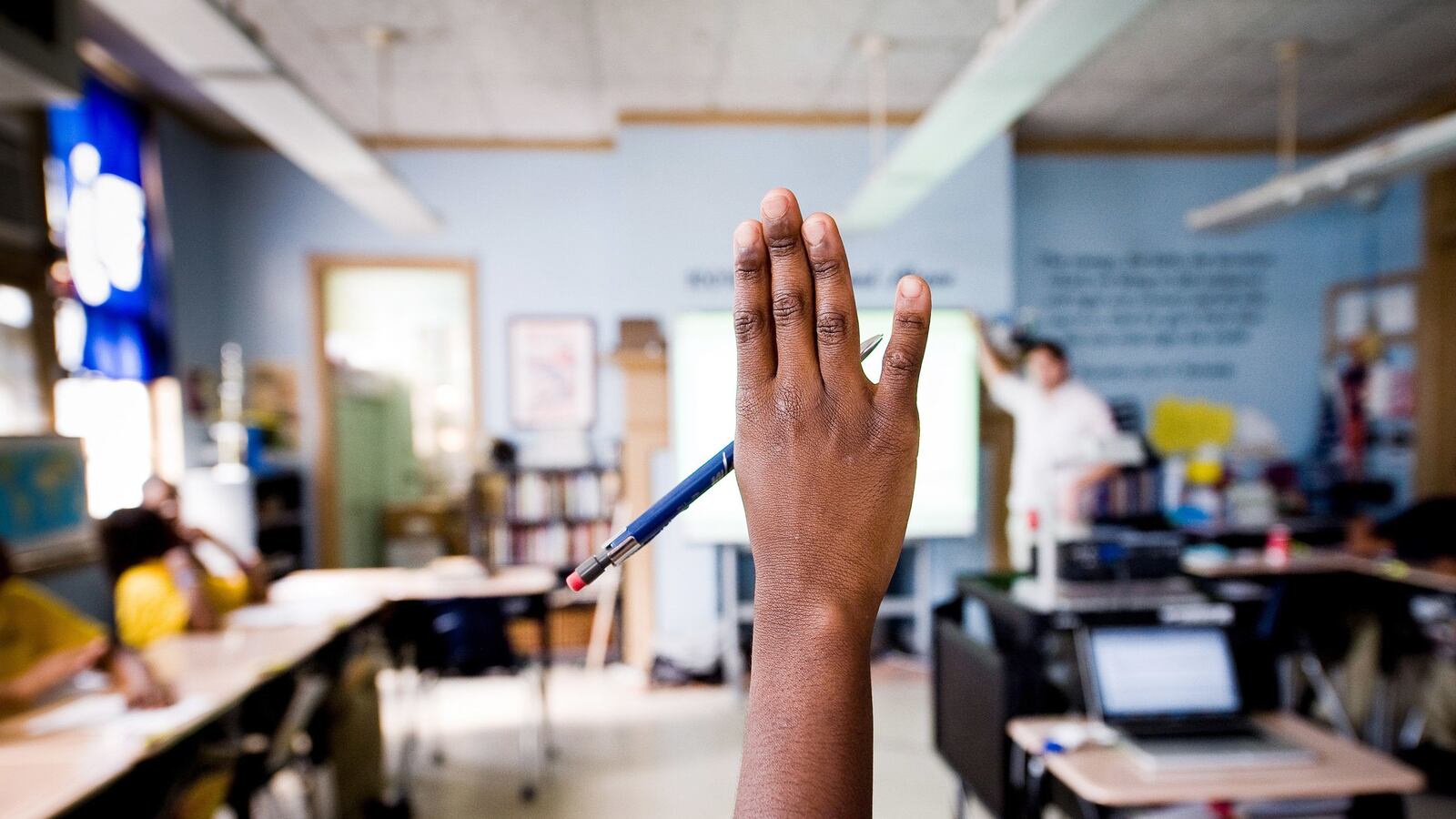 articles/2015/09/01/why-liberals-should-to-learn-to-love-charter-schools/150831-alter-schools-tease_bm2fd8