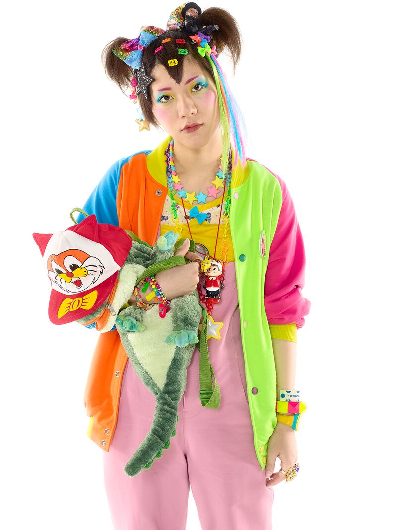 galleries/2014/03/20/thomas-card-s-tokyo-adorned-photos/140313-toyko-2_dnyin0