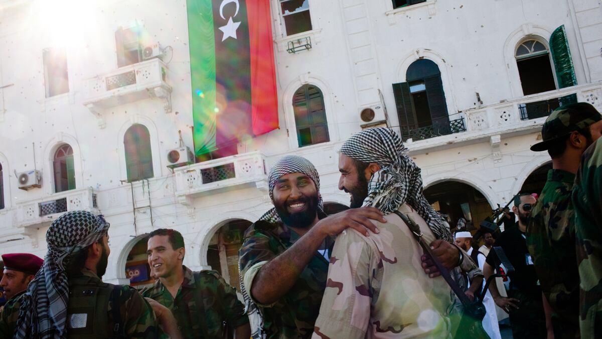 cheats/2011/08/31/rebels-we-ve-cornered-gaddafi/libya-rebels-corner-gaddafi-cheat_mxinl2