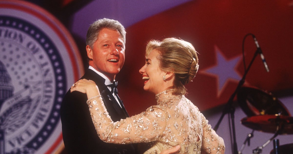 How Oscar de la Renta Created First Lady Fashion How Oscar de la Renta Created First Lady Fashion