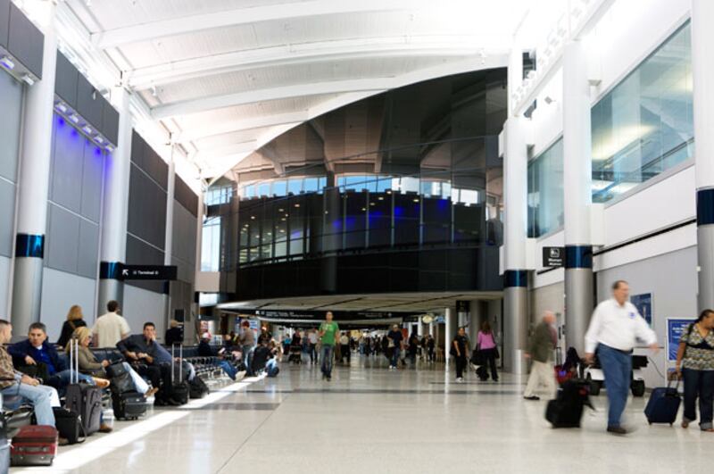 galleries/2009/11/19/america-s-airports-ranked-from-first-to-worst/airports---1-george-bush-intercontinental-airport_kk827v