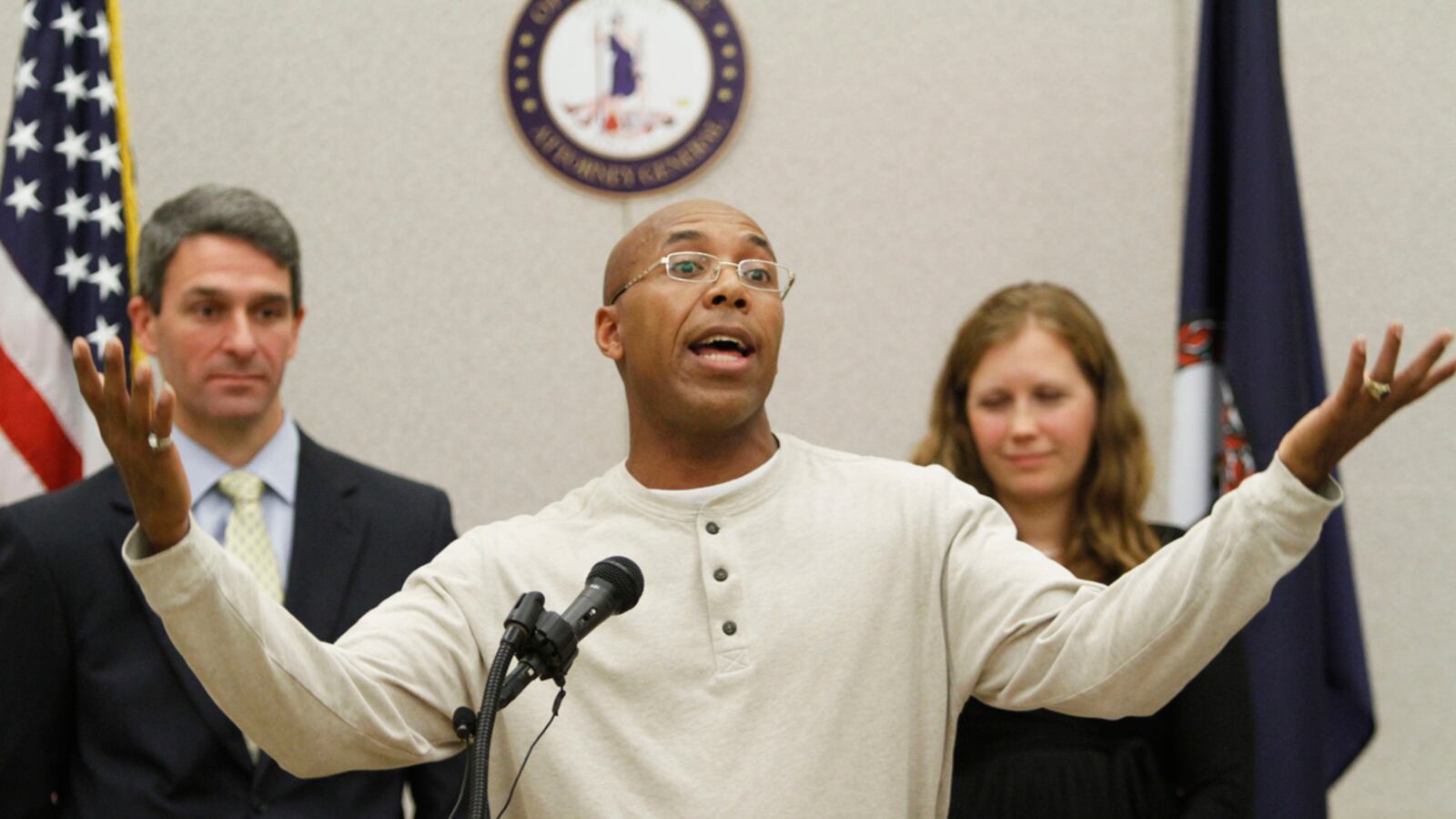 cheats/2011/12/07/va-man-exonerated-after-27-years/prisoner-exonerated-after-27-years-thomas-haynesworth-cheat_ntmtcd