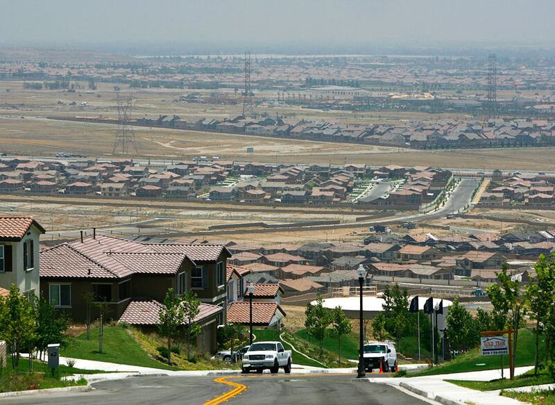 galleries/2010/12/20/grinchiest-cities/worst-real-estate-cities---riverside_ambreu