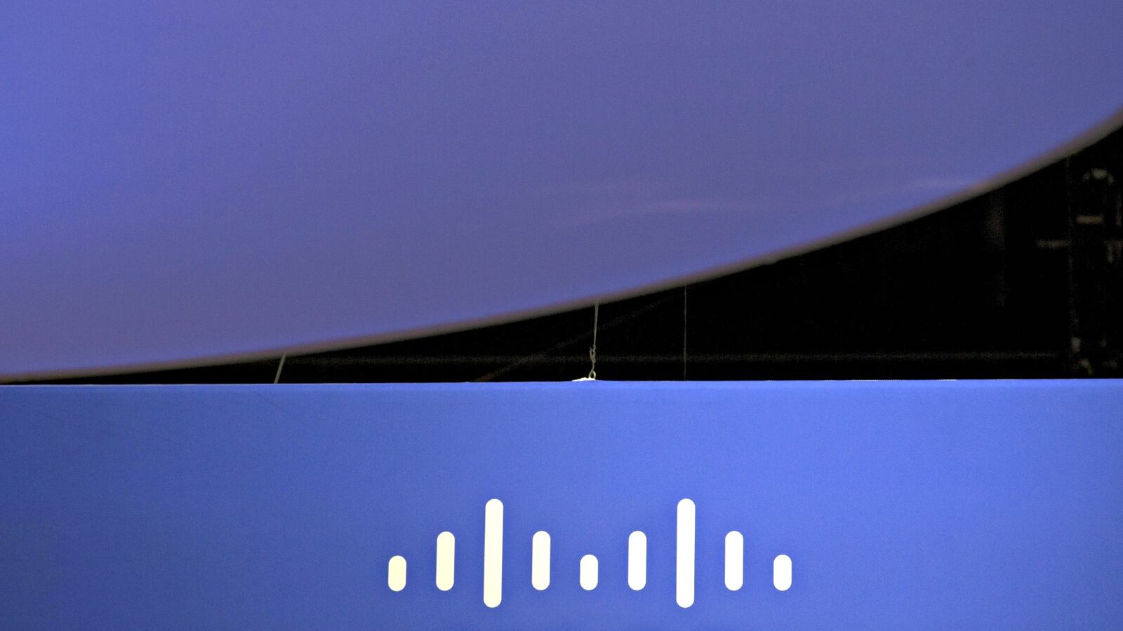 cheats/2016/08/17/cisco-to-lay-off-5-500-employees/160817-cisco-systems-cheat_mmmsle