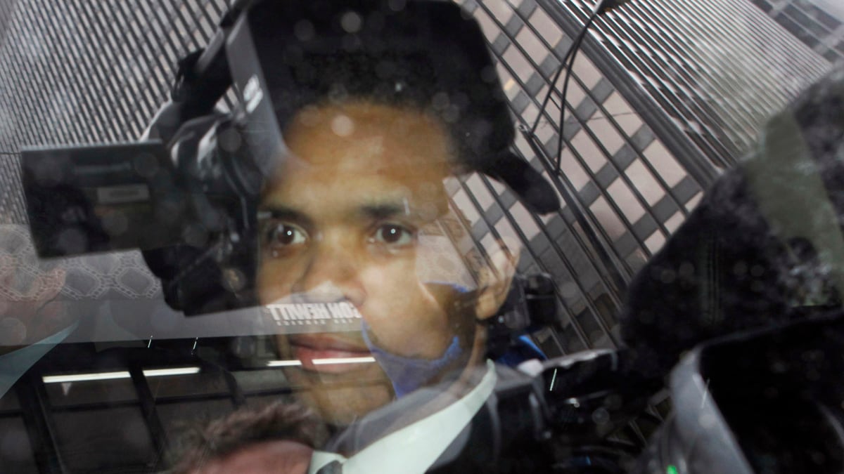 cheats/2013/02/15/jackson-charged-with-campaign-fraud/130208-avlon-jesse-jackson-plea-box_kpw47k