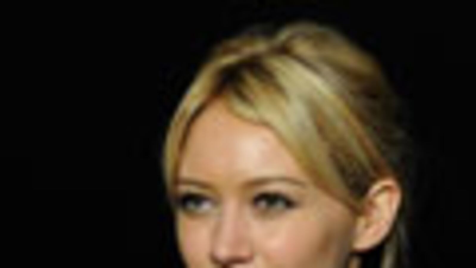 cheats/2010/03/09/hillary-duff-gets-multi-book-deal/hilary-duff-1_qbbw3i