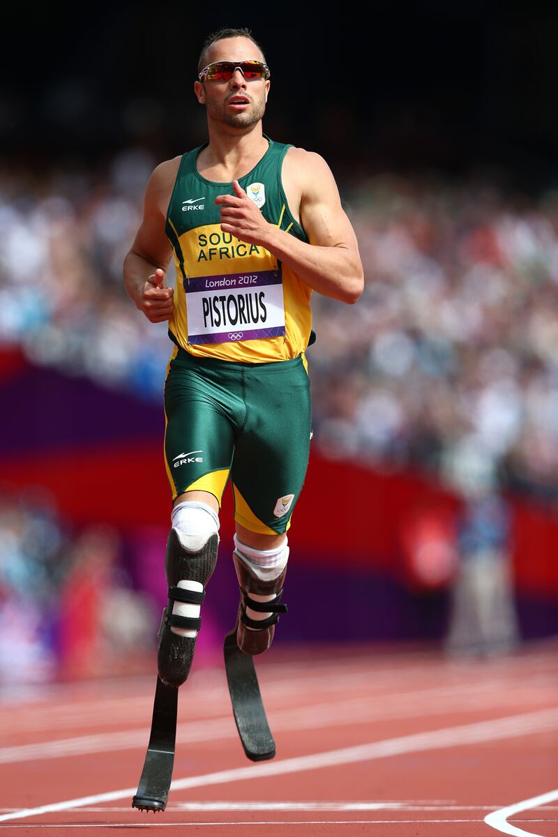 galleries/2012/12/04/jovan-belcher-george-huguely-chris-benoit-other-athletes-who-snapped-photos/gal-killer-athletes-pistorius_xhysxt