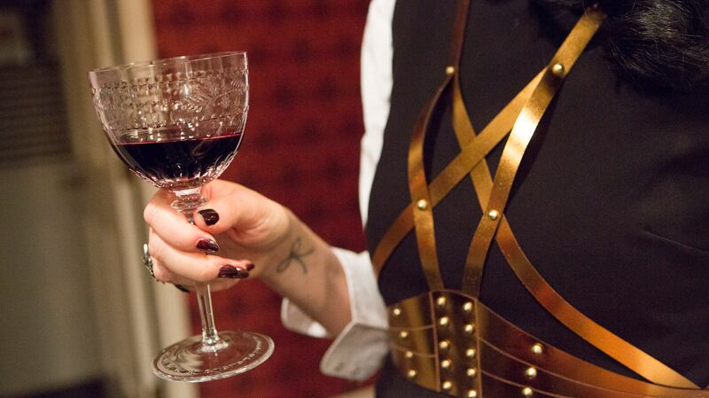 171208-Jill-Kargman-02_copy_tvbgth