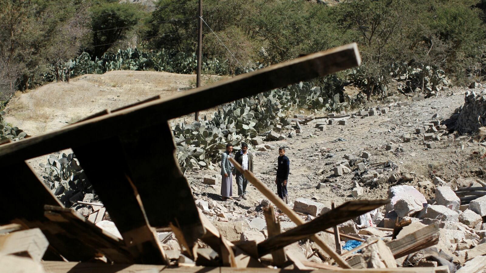 cheats/2017/02/06/report-yemen-seal-raid-missed-target/170206-yemen-raid-fail-cheat_uzmulh