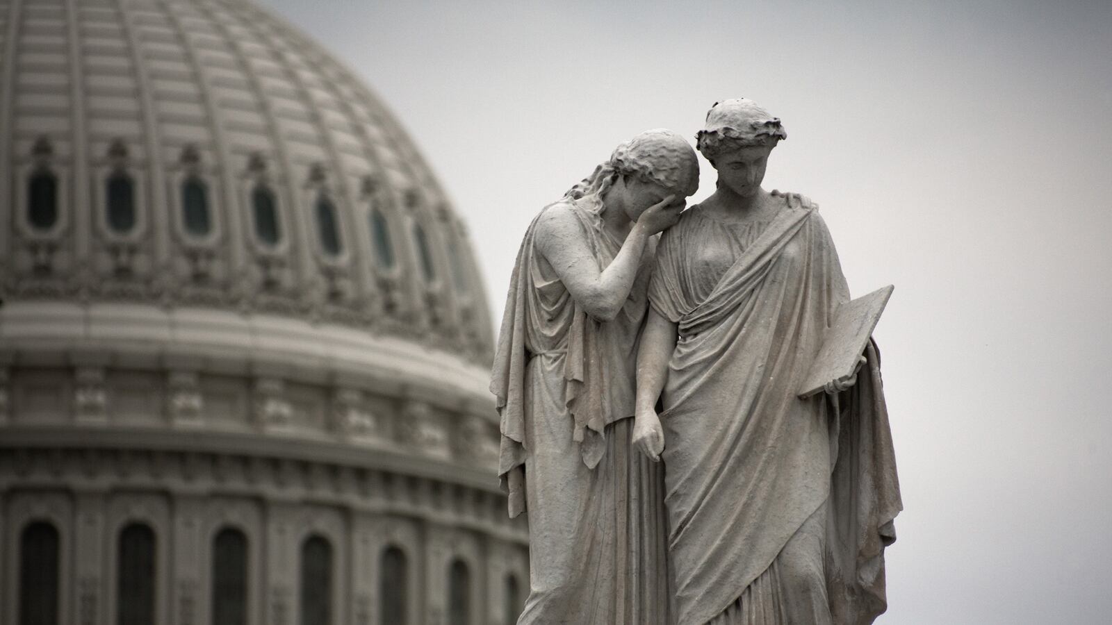 articles/2013/12/13/congress-can-be-corrupt-without-corrupt-people/131212-lessig-corruption-tease_tapw1q