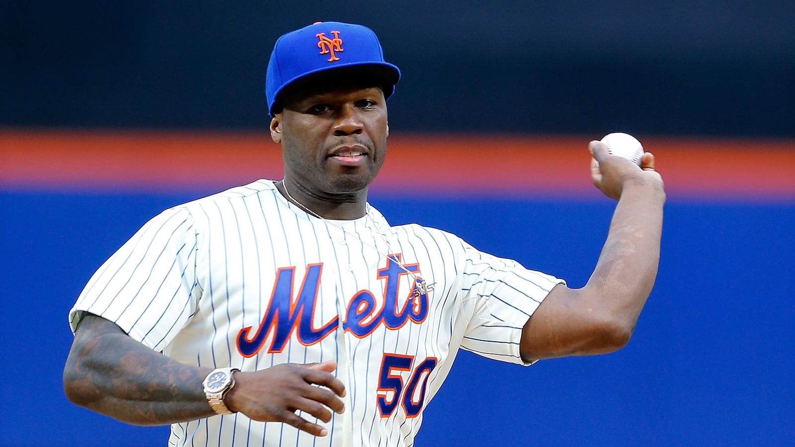 articles/2014/05/28/50-cent-and-the-worst-celebrity-first-pitches/50-cent-pitch-tease_uad5vw